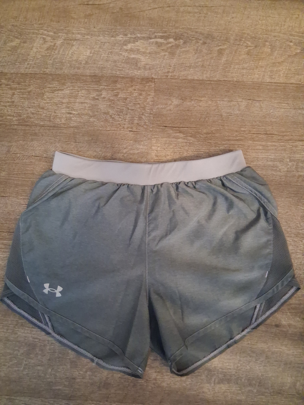 Under Armour Light Gray Women's Athletic Shorts